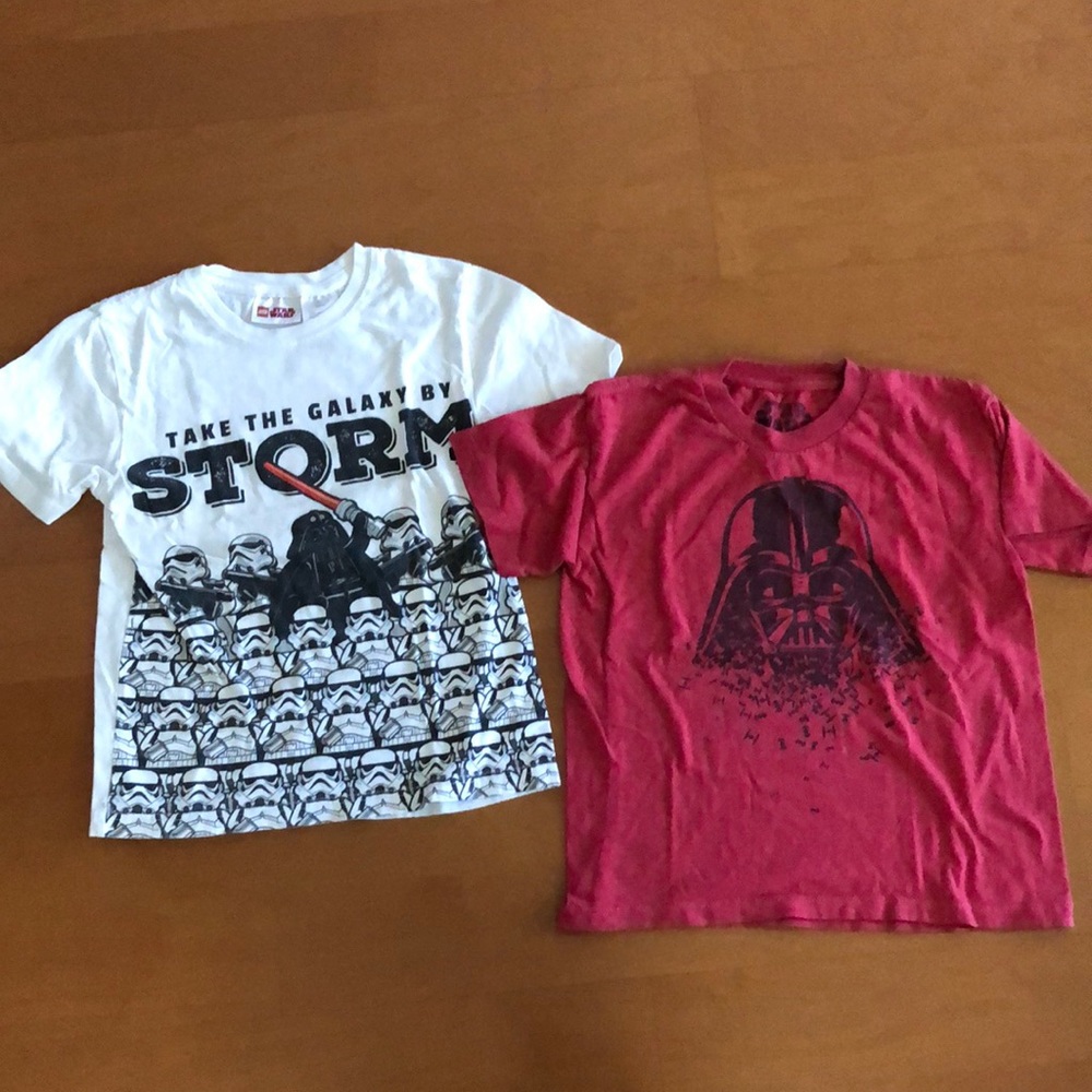 Bundle of youth Star Wars shirts size 6